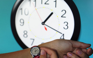 Украина переходит на зимнее время