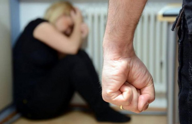 Изверг до смети забил женщину-инвалида