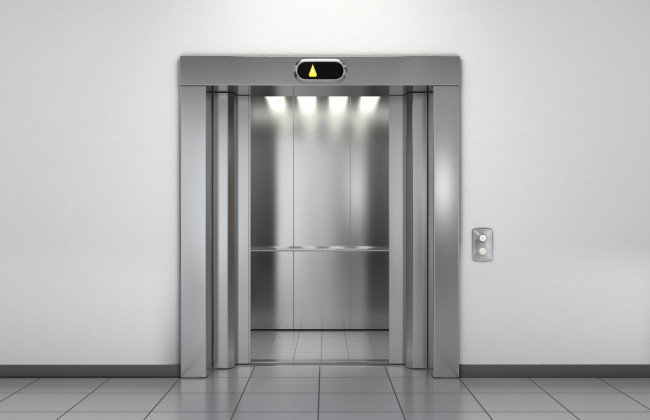 Трагедия в Херсонской области: оборвался лифт, переполненный людьми