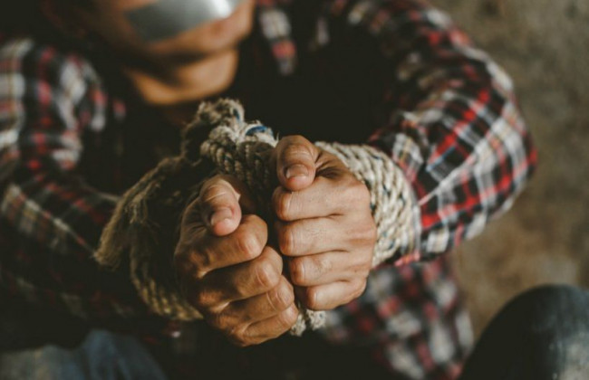 Похитили человека и требовали $100 тысяч выкупа: во Львове задержали 3 иностранцев