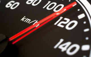 Водіям заборонили їздити зі швидкістю 80 км/год на 17 вулицях Києва