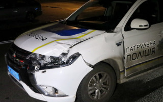 В Киеве полицейские случайно сбили грабителя, который убегал с места преступления