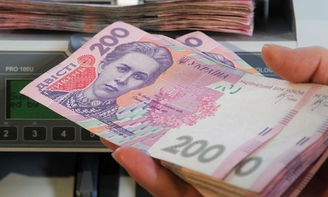 Обкрадала підприємство: суд виніс вирок головному бухгалтеру