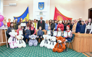 У Господарському суді Харківської області підбили підсумки конкурсу дитячого малюнка