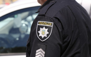 З кийками, балаклавами та піротехнікою: у Києві затримали понад 40 осіб