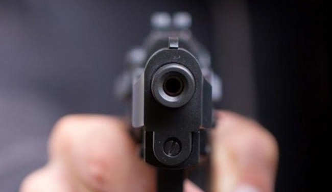 Моторошну стрілянину влаштував грабіжник у Бердянську: є поранені