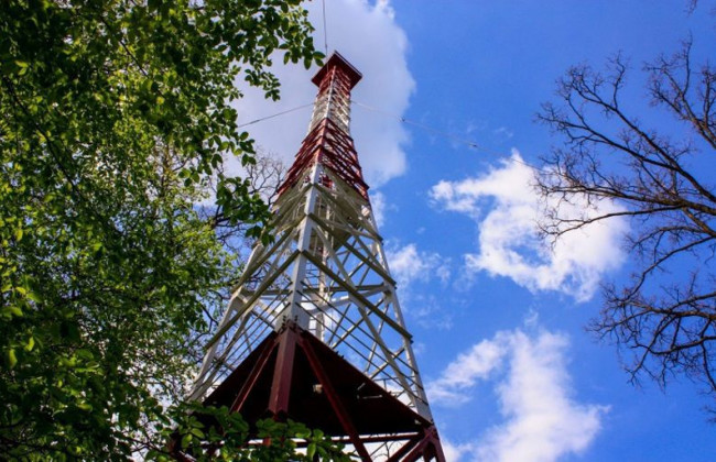 Школьница на глазах у друзей свела счеты с жизнью