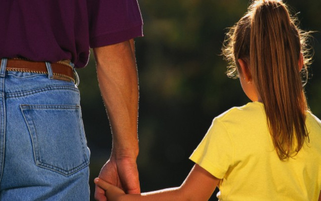 Пенсіонер-збоченець, який розбещував 9-річную дівчинку, постане перед судом