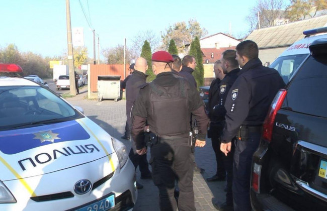 Стрельба в Луцке: вооруженные злоумышленники в бегах