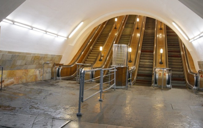 У Харкові затримали чоловіка, який з гранатометом розгулював по метро