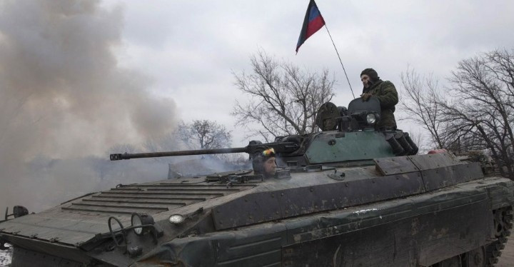 Более 122 единиц: боевики массово стягивают танки на оккупированный Донбасс