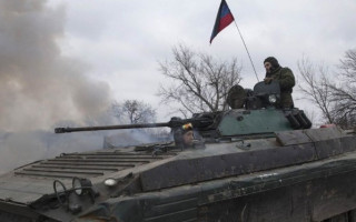 Более 122 единиц: боевики массово стягивают танки на оккупированный Донбасс