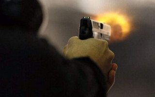 Стрельба на Русановке: в Киеве неизвестные напали на мужчину