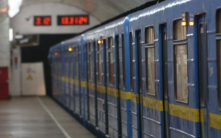 11 ноября будет ограничена работа трех станций киевского метрополитена