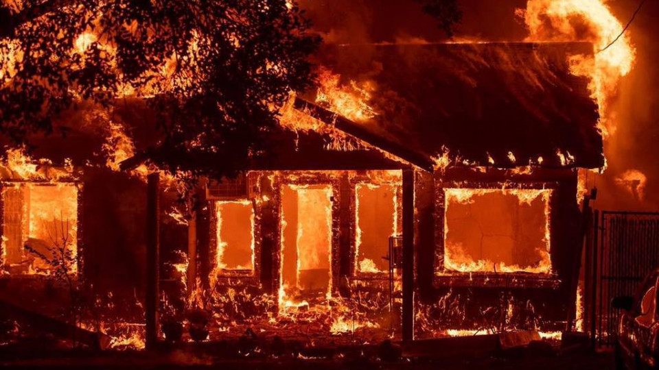 Все разрушено, город опустошен: в Парадайсе вспыхнули мощные лесные пожары