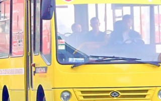 Женщина выпала из одесской маршрутки и впала в кому