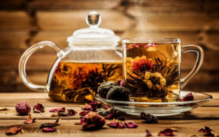 Какой чай полезный для здоровья: 7 целебных добавок