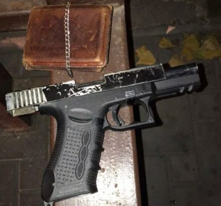 С оружием и наркотиками поймали охранника VIP-персон