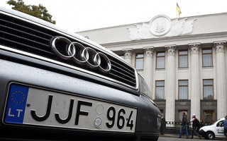 Владельцы автомобилей на еврономерах опять готовят акции протеста
