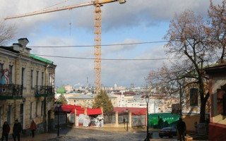 На Андреевском спуске построят восьмиэтажный отель