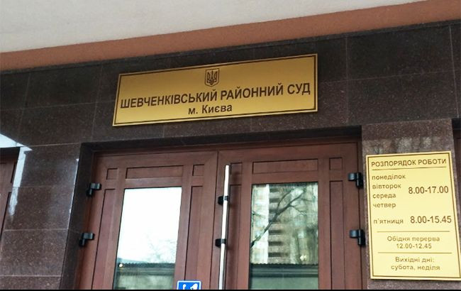 Судья Шевченковского райсуда Марина Антонюк заявила в ВСП и ГПУ о вмешательстве со стороны адвоката