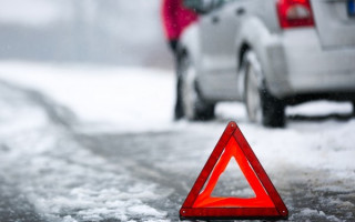 В Киеве 300 аварий: патрульные едва успевают оформлять ДТП