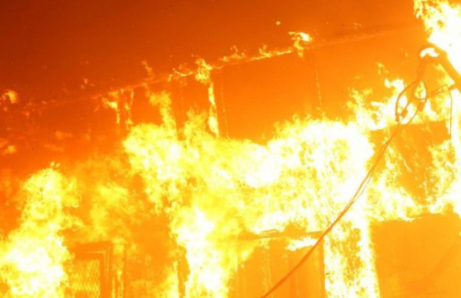 Масштабный пожар в Запорожской области: погибли дети