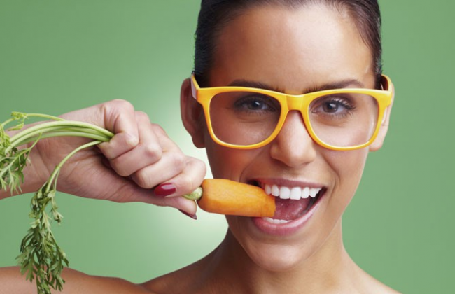 Здоровье глаз: какие продукты способствуют улучшению зрения