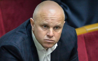 Невідомі пограбували депутата у центрі Києва