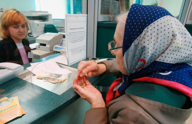 Пенсии для переселенцев: Пенсионный фонд готов погасить долги