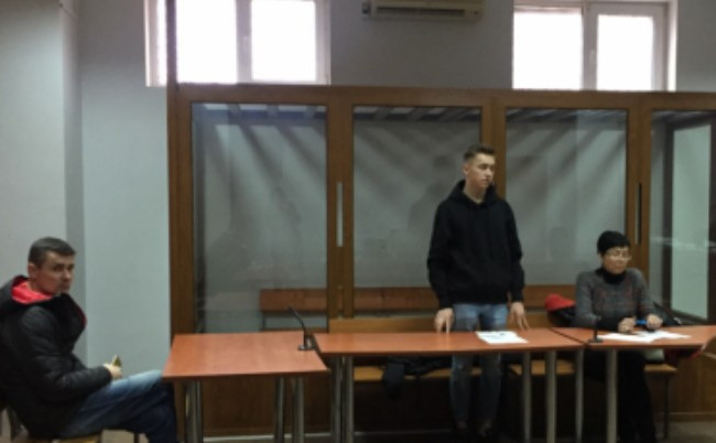 Зламав щелепу патрульному: суд ухвалив нове рішення щодо молодика