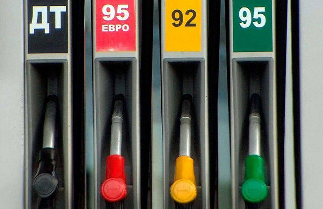 Цены на топливо в Украине продолжают падать