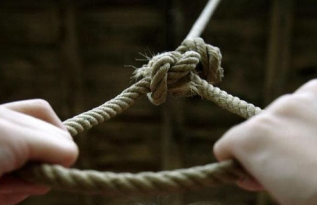 Хотел повеситься, но упал с моста: в Харькове произошла трагедия