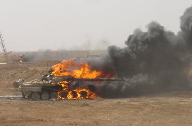 Власну бойову техніку підірвали терористи на Донбасі