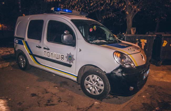 Труп на детской площадке: в Киеве произошло ЧП