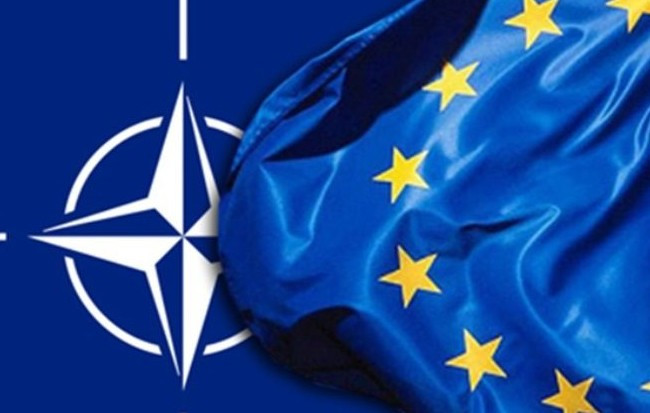 КСУ одобрил курс Украины в ЕС и НАТО, но запретил аренду иностранцами военных баз