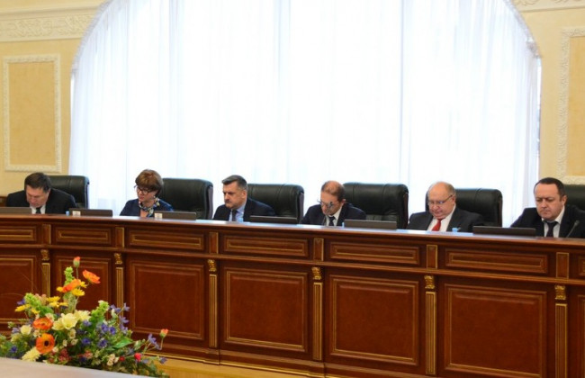 Вища рада правосуддя звільнила у відставку суддю з Херсонщини