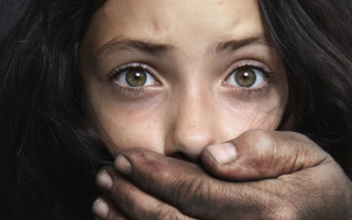 Мужчина, который насиловал своих дочерей и снимал с ними видео, прокомментировал ситуацию