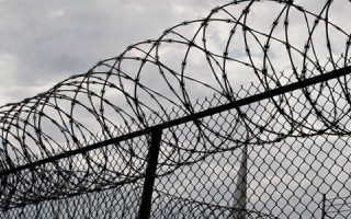 Нанес 30 ударов ножницами и ограбил: преступник получил пожизненный срок