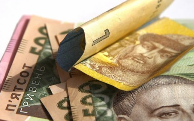 Новые соцстандарты, тарифы и пенсии: чего ждать украинцам в декабре