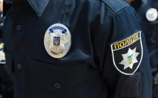 Погрожували розправою: здирників на чолі з адвокатом затримали у столиці