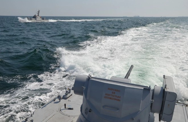 Таран корабля ВМС Украины: в ФСБ сделали заявление