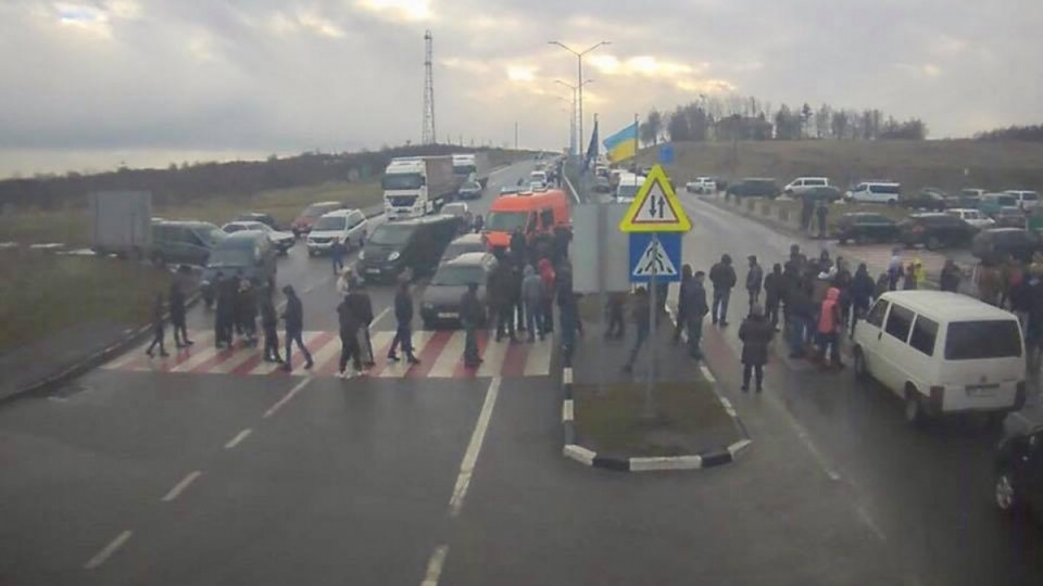 Новые протесты «евробляхеров»: перекрыты пункты пропуска на границе