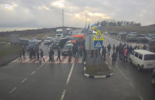 Новые протесты «евробляхеров»: перекрыты пункты пропуска на границе