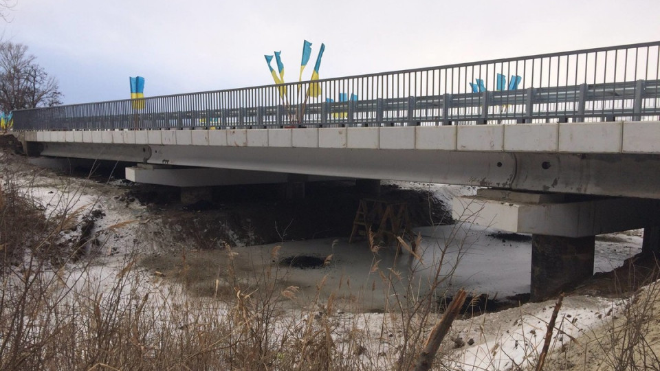 Трагедия под Ровно: машина с людьми вылетела с моста