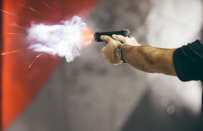 Пьяный чиновник устроил «сафари» на соседа в Одессе