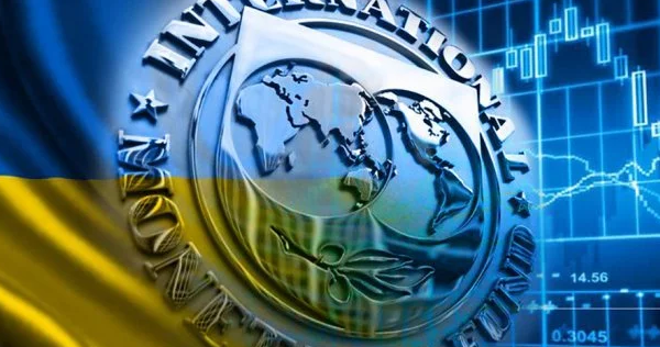 МВФ прокомментировал введение военного положения в Украине