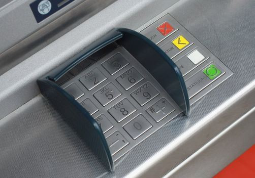 Неизвестные в Харькове подорвали банкомат: есть подробности