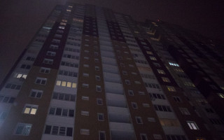 Смертельное происшествие в Киеве: мужчина выпрыгнул с 19 этажа