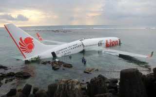 Авиакатастрофа в Индонезии: стала известна причина падения Boeing 737